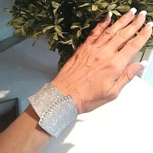 Vintage SILVER SPARKLE Crystals Cuff Bracelet HINGED  Easy On Party Glam Holiday